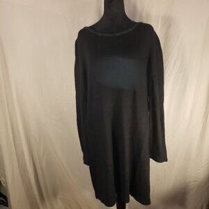 H&M Black Long Sleeve Sweater Dress w/Keyhole Opening in Back - L